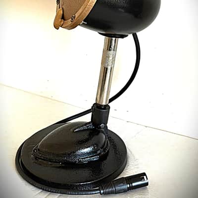 Vintage 1930's-style Customized Desktop "Announce" Dynamic Microphone, working image 5