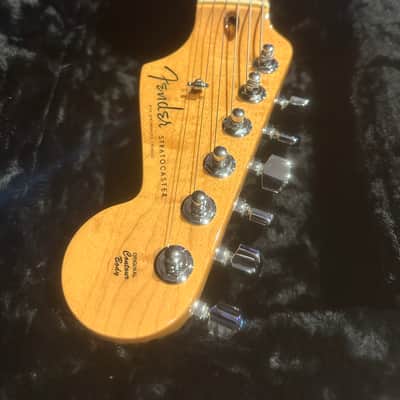 Fender Custom Shop Custom Classic Stratocaster – 2007 – Crimson Transparent Ash – Lace Sensor Pickups – OHSC & COA image 11