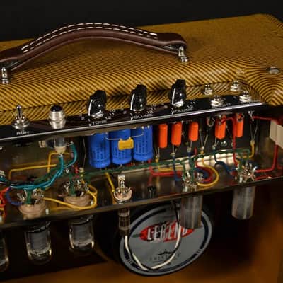 Victoria Model 20112 1x12 Tube Combo Amp, Tweed, Half Power Switch NEW IN SEALED BOX image 6