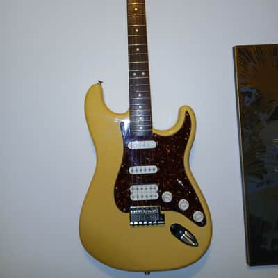 Fender Deluxe Power Stratocaster 2006 - Honey Blonde image 3