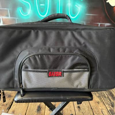 Line 6 Helix LT Multi Effects Processor w/ Gator Carry Case image 9