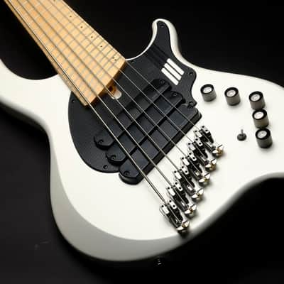 Dingwall NG3 NOLLY SIGNATURE 6 STRING 2024 - Ducati white image 5