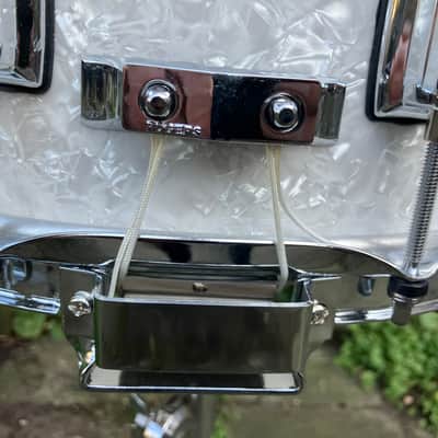 Rogers #37 Dyna-Sonic 6.5x14" Wood Snare Drum with Beavertail Lugs Reissue 2018 - 2020 - White Marine Pearl image 3