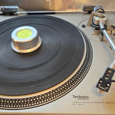 Technics SL-1300 Direct Drive Automatic Player System Turntable 1974 - 1978 - Silver image 25