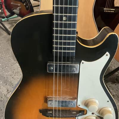Silvertone 1420 Sunburst 1960s image 13