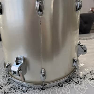 Slingerland Magnum - Silver Mist 18x16 Floor tom 1979 Excellent Condition! image 10