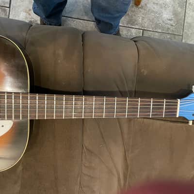 Silvertone H621 1960’s - Sunburst image 7