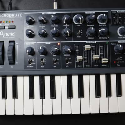 Arturia MicroBrute