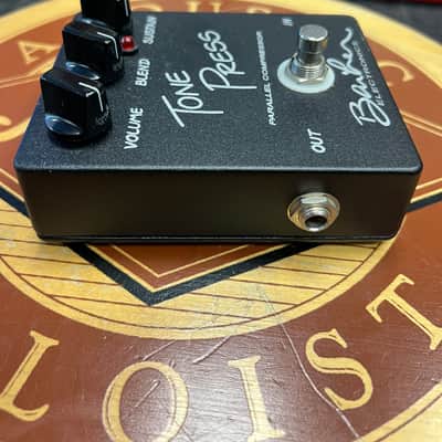 Barber Tone Press Compressor 2003 - 2014 - Black image 4