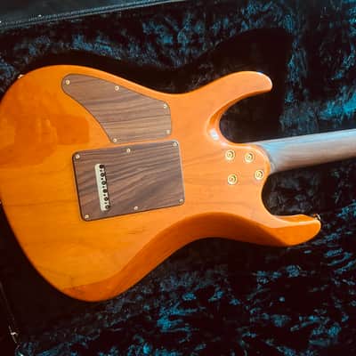 Suhr Modern Trans Amber Maple Flame image 9