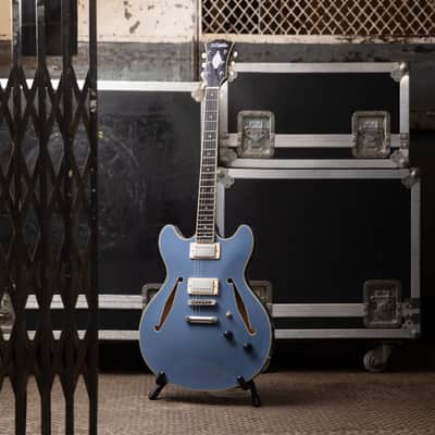 D'Angelico DAEDCTSLBSNS EXCEL DC TOUR Double Cutaway Semi-Hollow Body 3 Piece Maple/Walnut/Maple Neck 6-String Electric Guitar w/Gig Bag image 7
