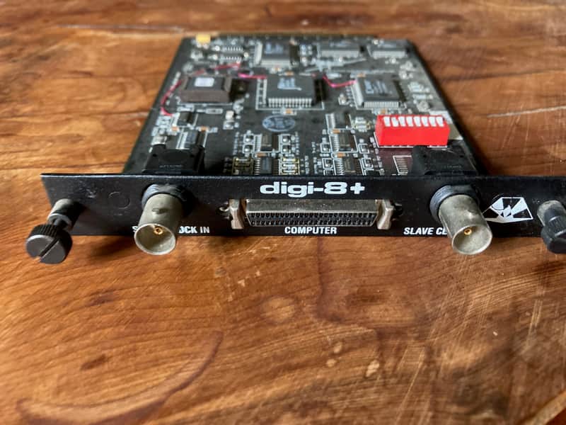 Apogee AD 8000 2001 image 1