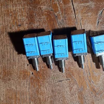Pot For SSL 4000 E/G 12 RJBLBX X 2 + 12RHELBP X 4 image 3