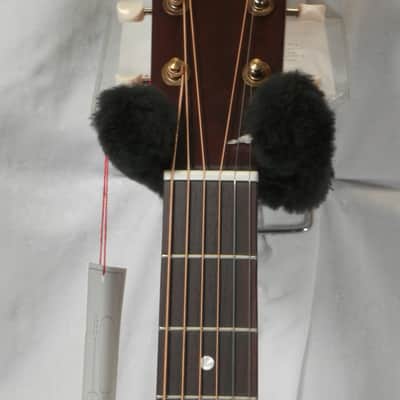 Art & Lutherie Legacy Faded Black Concert Hall Acoustic Guitar Solid Cedar Top (Model # 045563) image 6