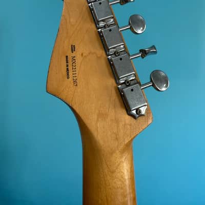 Fender Fender Road Worn 60s Strat with American Vintage 59 Pickups 2022 - Faded Candy Apple Red image 9