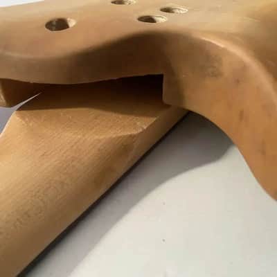 5 String Bass Mahogany Body with Maple Neck, Rosewood Fingerboard image 8