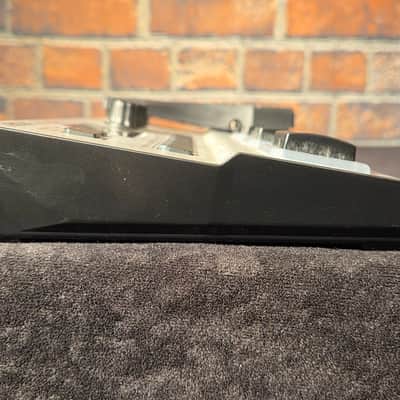 Boss GT-1B Bass Multi-Effect Unit image 3