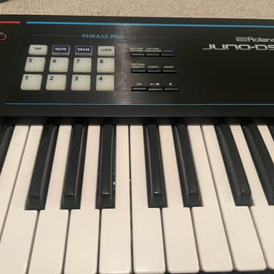 Roland Juno DS61 Synthesizer 2018 - Present - Black image 5