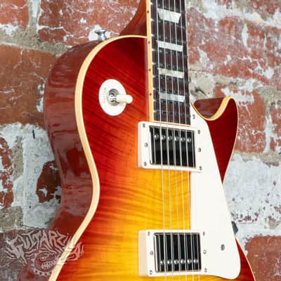 Gibson Custom Shop Les Paul 1960 Reissue Historic R0 2008 Washed Cherry Burst image 3
