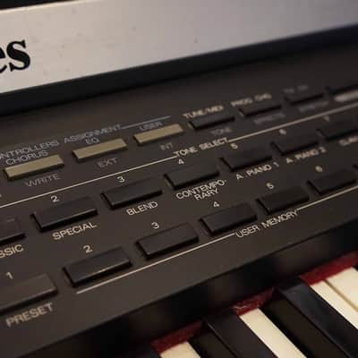 Roland (Rhodes) MK-80 | Weighted-action 88-key Digital Piano image 7