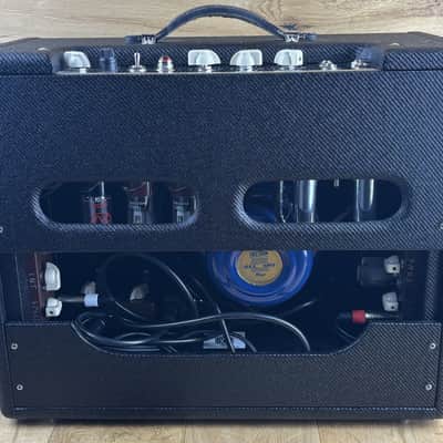 Lazy J 10 Reverb, Trem, Black Tweed ~ Secondhand image 2