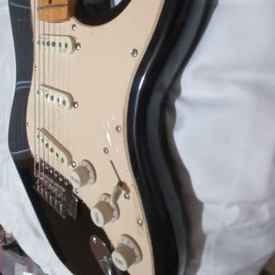Tanglewood TSB57 ENTWISTLE PICKUPS image 4