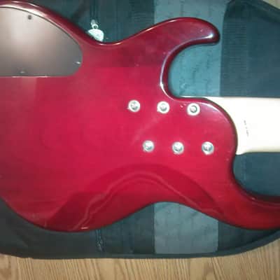 Samick Greg Bennett Fairlane 6 String Bass w/hardshell case! A rare six-string beauty image 3