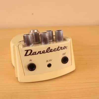 Danelectro Daddy-O Overdrive Distortion Pedal image 4