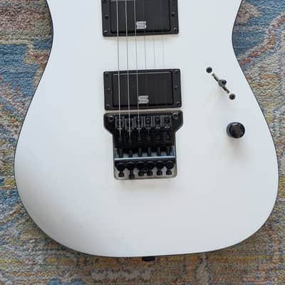 Jackson Pro Series Mick Thomson Signature Soloist SL2 2018 - Present - Arctic White image 2