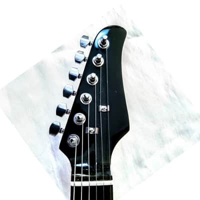 🎸+Amp! Unmarked S Series Electric Guitar +Whammy / Tremolo +Rosewood FB +Soft Case/Gig Bag +Strap +Cable +Pick!🎸 image 8