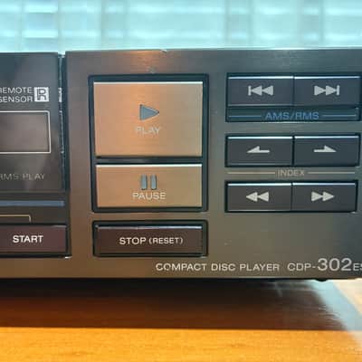 Sony Cdp-302es CD Player. Elevated Series. With REMOTE! See Video. image 2