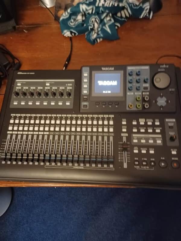 TASCAM DP-32SD Mint image 1