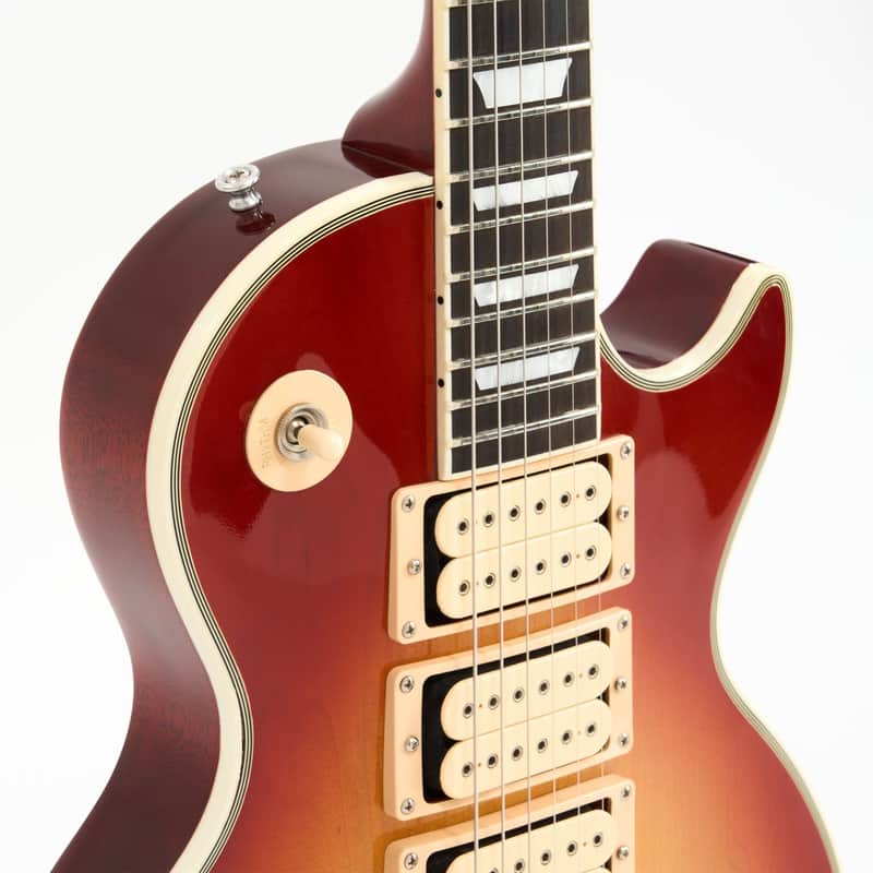 Gibson Guitar Of The Week #42 Les Paul Classic Custom with 3 Pickups Heritage Cherry Sunburst 2007 image 4