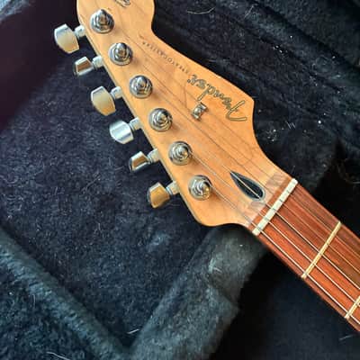 Fender LE Players Strat 2021 - 3 color sunburst image 1