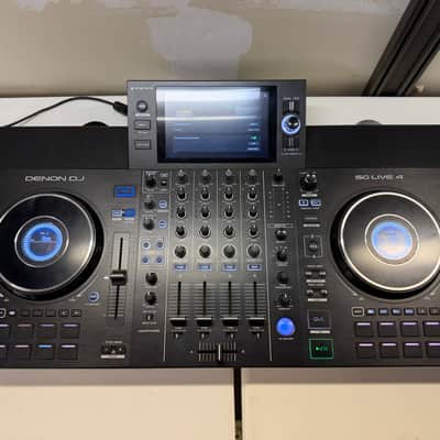 Denon SC LIVE 4 Standalone 4-Deck DJ System 2022 - Present - Black image 6