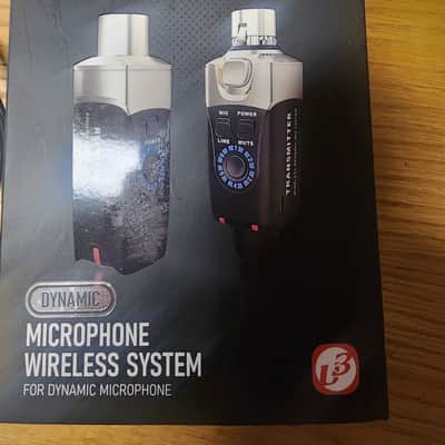 Two ( 1 used 1 new)- Xvive U3 Wireless Microphone Systems - Black image 2