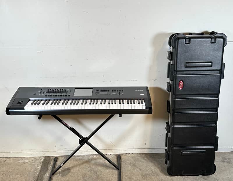 Korg Kronos 73-Key Music Workstation Keyboard w/ SKB Travel Case image 1