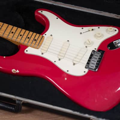 Fender USA Stratocaster Plus 1988 - in Raspberry Razzberry - Like John Mayer's image 10