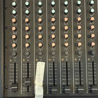 Peavey Unity 2000 12 Channel Mixer with Case Mixer image 4