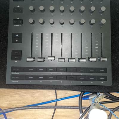 Novation Launch Control XL MK3 MIDI DAW Controller 2025 - Present - Black image 1
