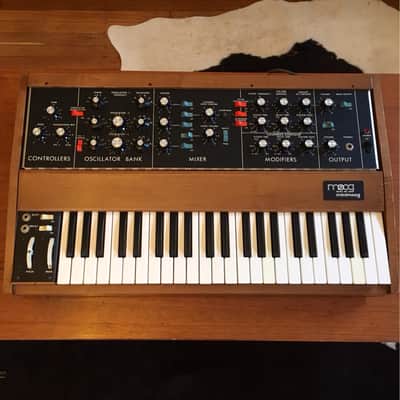 ORiGiNaL --Vintage Moog Minimoog Model D 1970s Walnut analog synth real w MIDI image 4