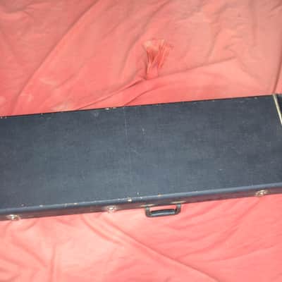 TKL Universal Bass Case perfect for Jazz/P and also 5 String- Basses * Made in Canada in 1980 * An authentic Rock'n'Roll Case! image 6