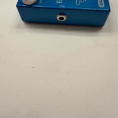 Mad Professor Deep Blue Chorus Analog Guitar Effect Pedal image 3