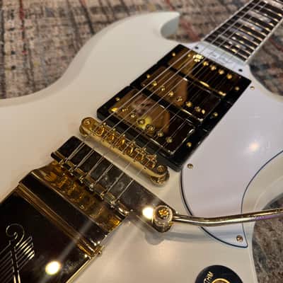 Epiphone "Inspired by Gibson Custom" '63 Les Paul SG Custom with Maestro Vibrola 2024 - Present - Classic White image 5