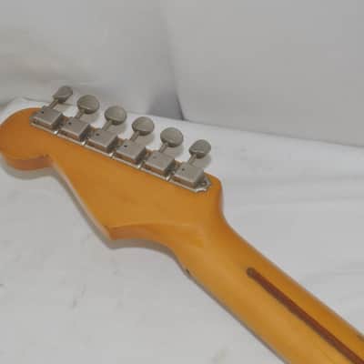 FENDER JAPAN ST57(T) Stratocaster 2-Tone Sunburst Electric Guitar Ref. No 7194 image 13