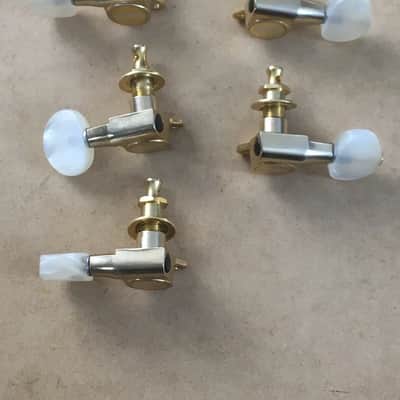 5 Washburn Martin Style Electric Acoustic Guitar Tuners 3x3 Aged Gold Wilkinson image 2