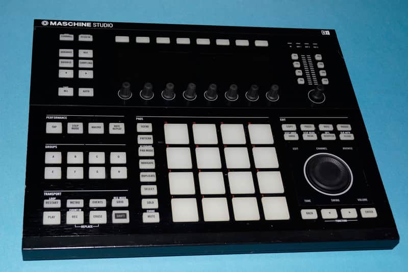 Native Instruments Maschine Studio Black MIDI Controller image 1