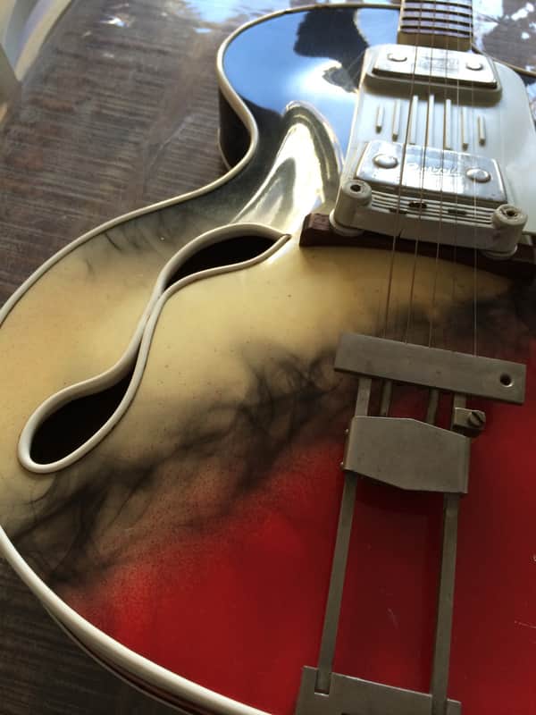 Wandré BB with tremolo (very rare) 1960 Black-Yellow-red with smoke patterns image 1