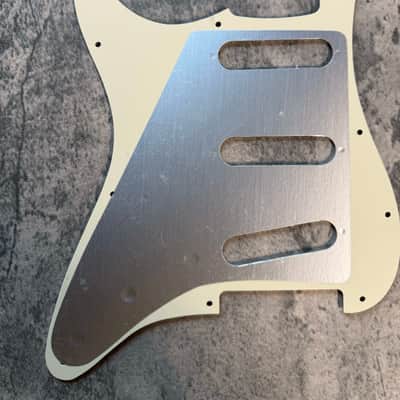 BMC Standard Stratocaster® Strat® Pickguard 3 Ply 11 Hole SSS Single Single Single Oyster Pearl [L20] image 2