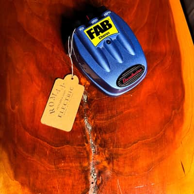 Danelectro FAB chorus image 1
